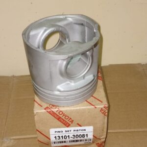Toyota 2kd Piston Assembly  4set (13101-30081)